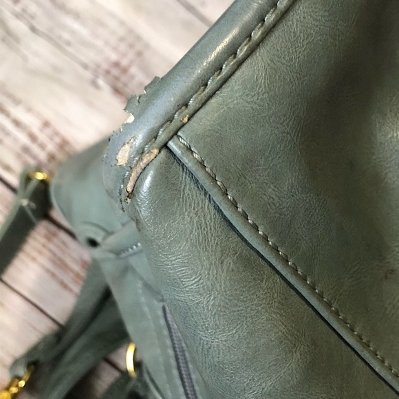 Timi & Leslie Diaper Bag and Wristlet with Stroller Straps Some Wear - Picture 11 of 14